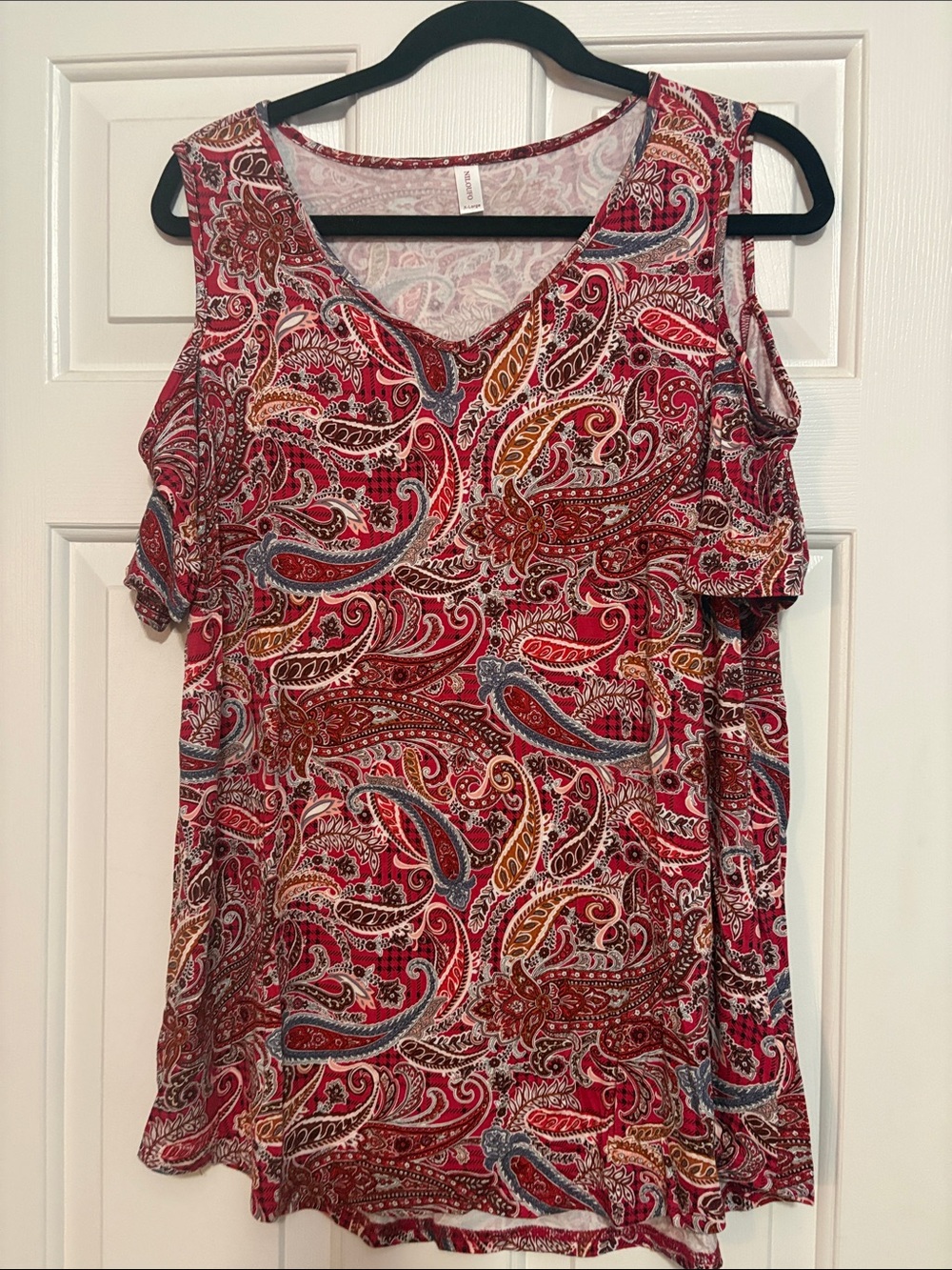 Women's Red Paisley Cold-Shoulder Tank Top